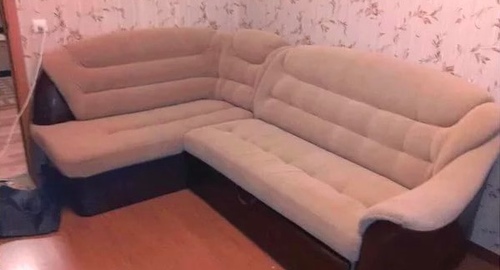 Перетяжка углового дивана. Лиговский проспект